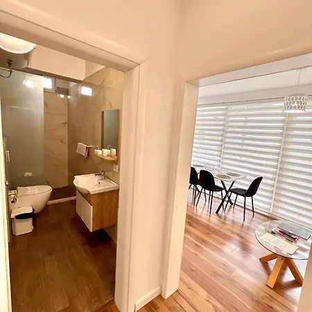 Sunkissed By Adriatic Living * Durrës